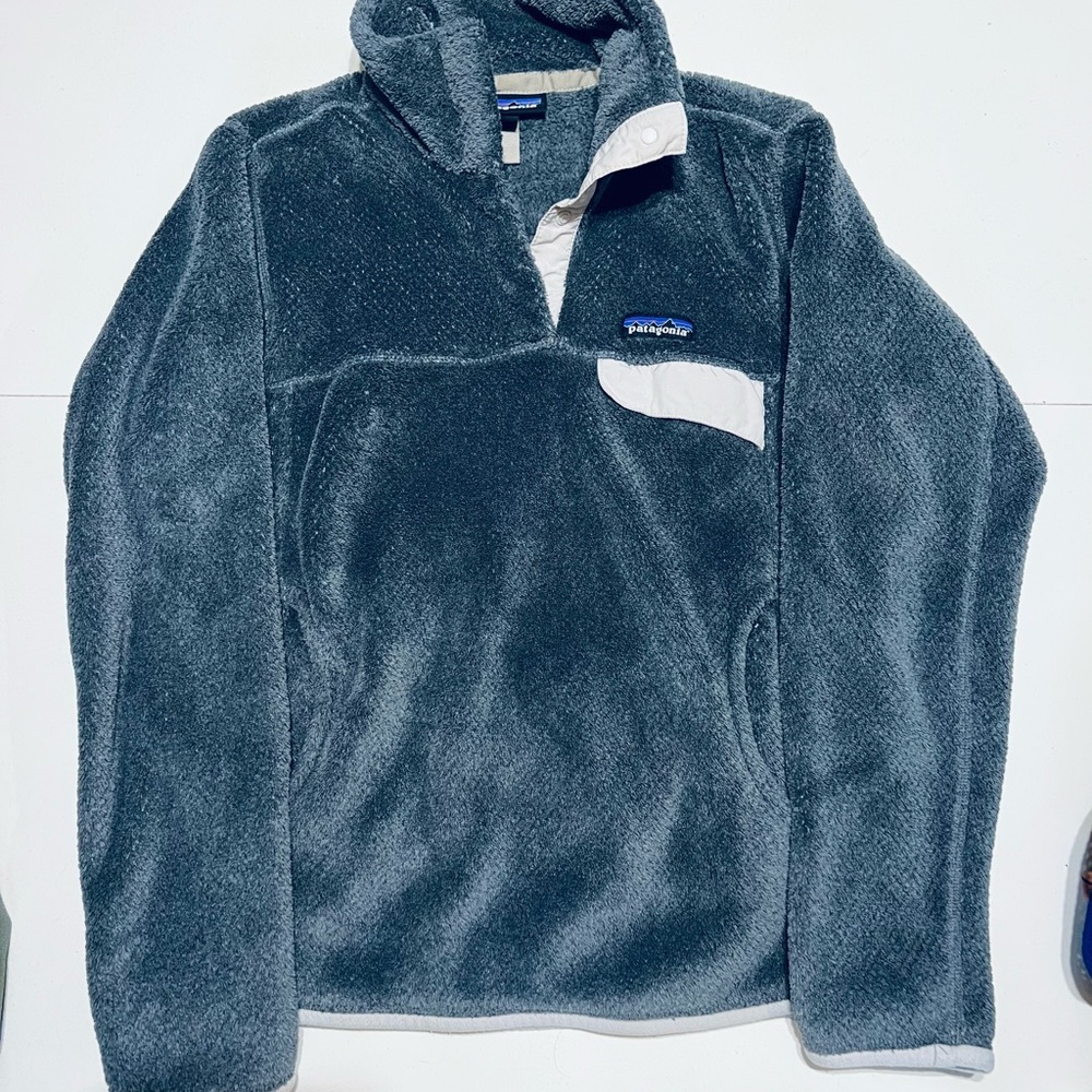 Patagonia Charcoal Fleece Pullover
